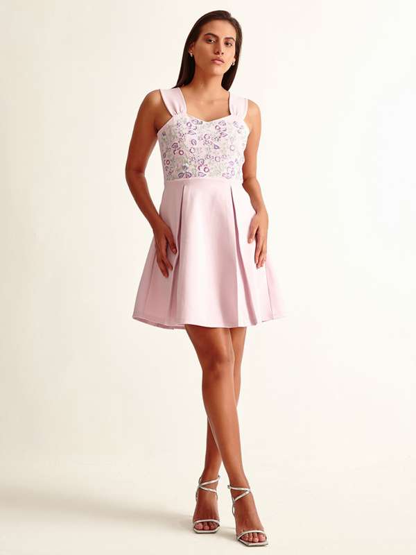 Cover story dress best sale myntra