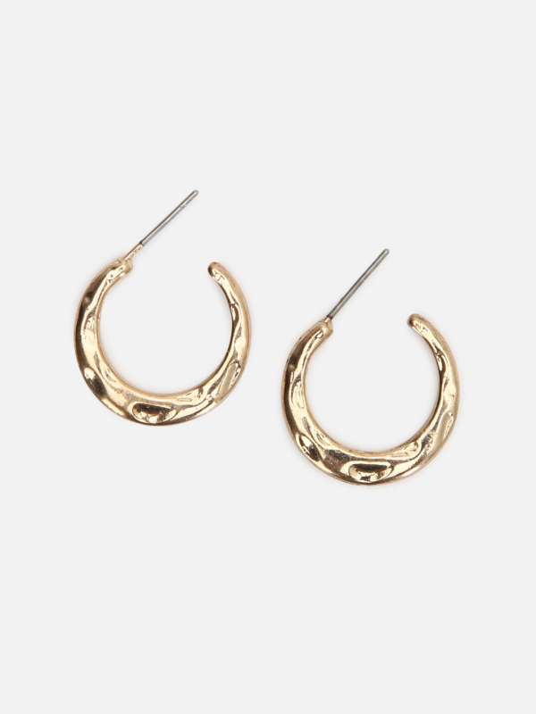 Forever 21 store ear cuff