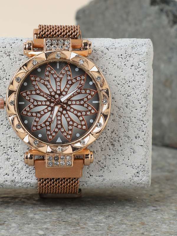 Women Gold Watch Buy Women Gold Watch online in India