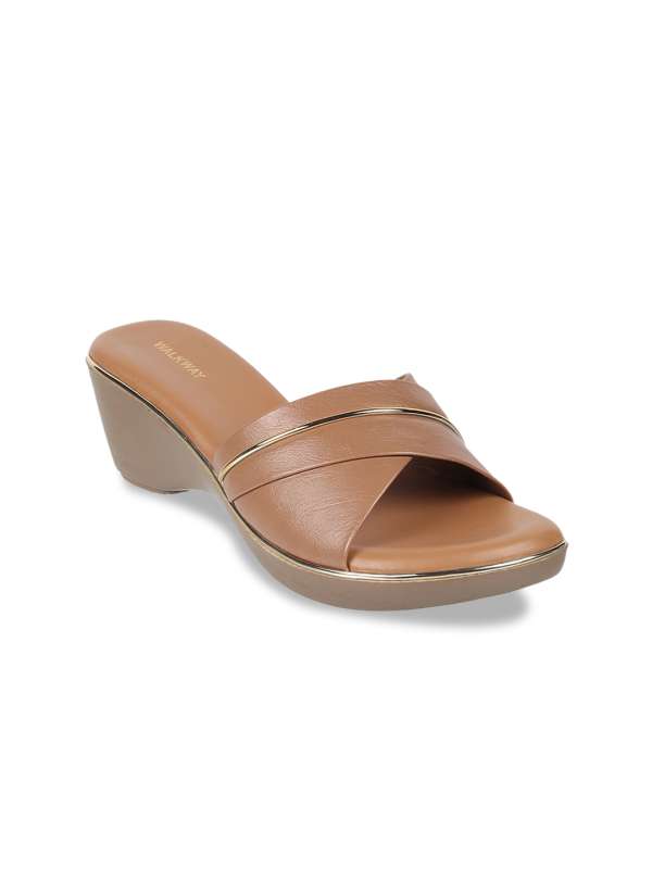 Metro Thong Sandal Footwear Buy Metro Thong Sandal Footwear online in India