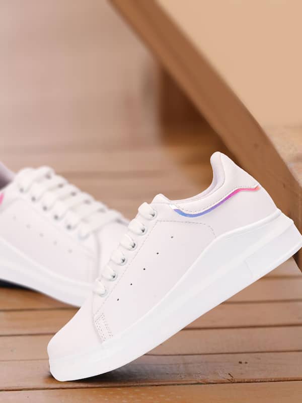 Sneakers Shoes For Women at Rs 1254.00 | Sneaker Shoes | ID: 2852557879388-baongoctrading.com.vn