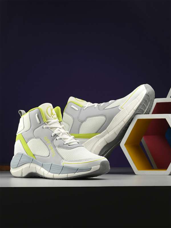 Plasma sports shoes top