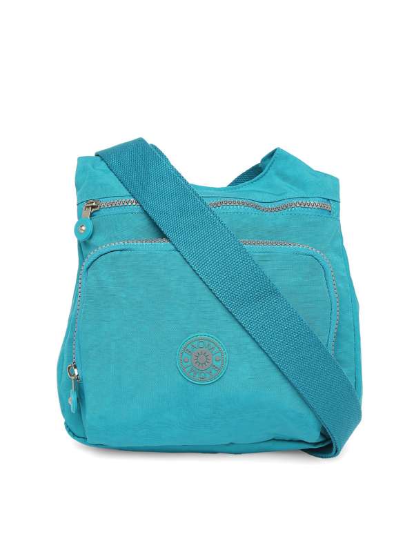 Wrangler bags sales price in india