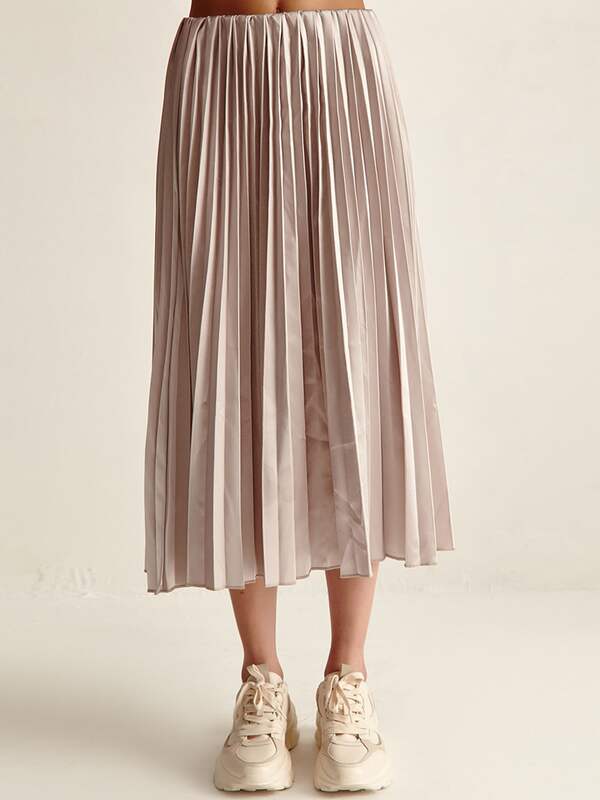 Share more than 75 buy metallic pleated skirt super hot