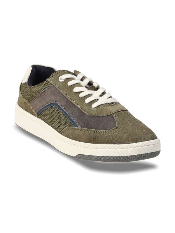 Steve madden hotsell tiger sneakers