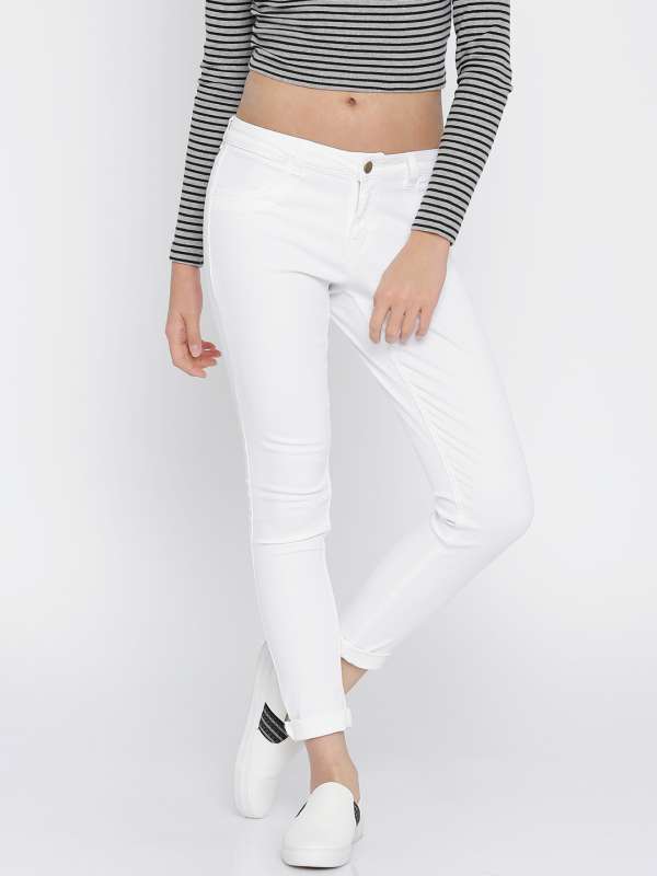 white jeggings myntra