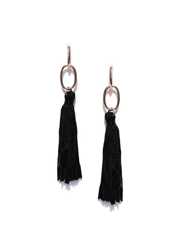 Forever 21 Earrings Jewellery Buy Forever 21 Earrings Jewellery Online In India Perfect for any occasion whether fancy or casual, you'll be able to go home with an affordable and elegant piece of jewellery to show off at your next outing. forever 21 earrings jewellery buy