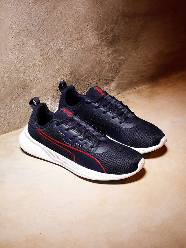 puma robust lace up running shoes