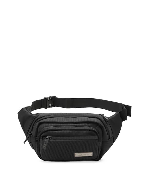 Sling bag vs fanny pack – which one would you prefer?
