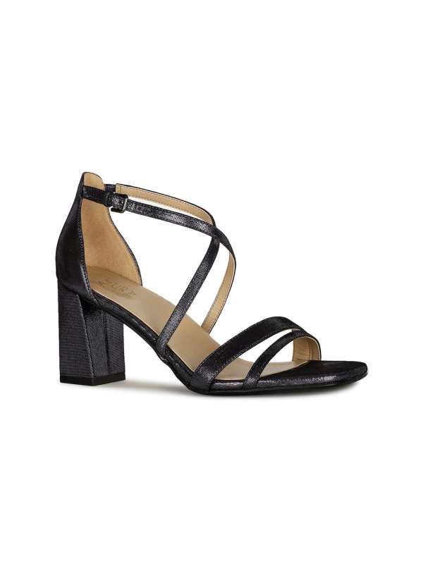 Naturalizer block heel outlet sandal