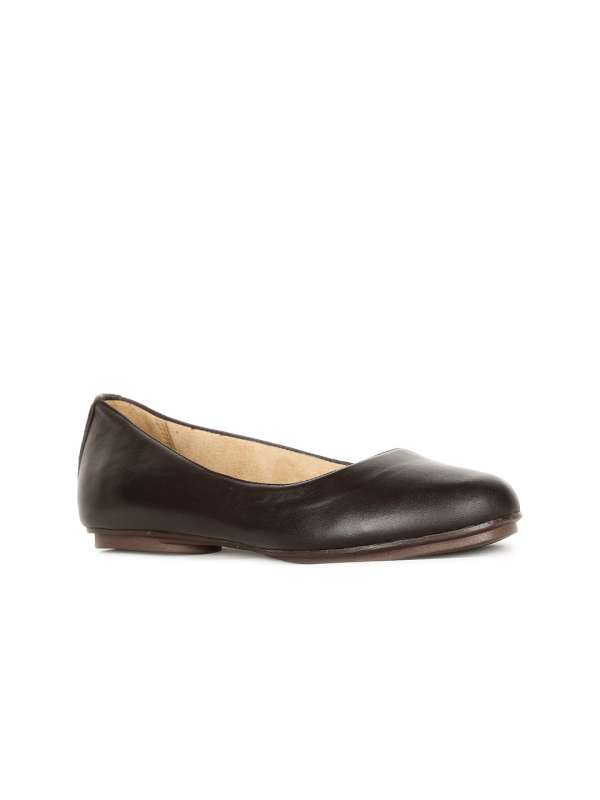 Naturalizer ballerina flats 2025