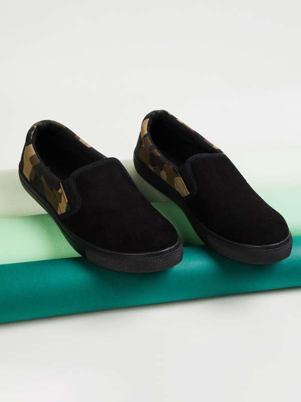 Forca store slip ons