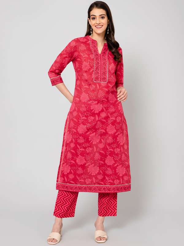 Cantabil on sale suits online