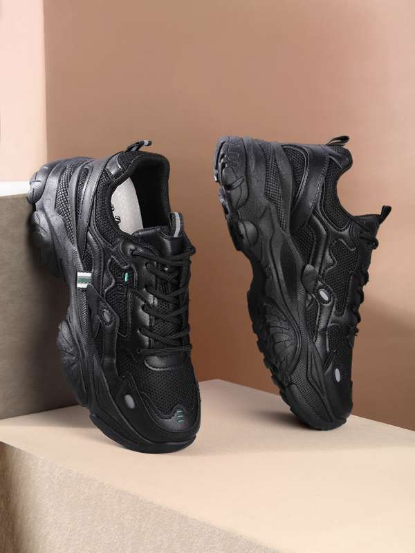 Roadster clearance running shoes