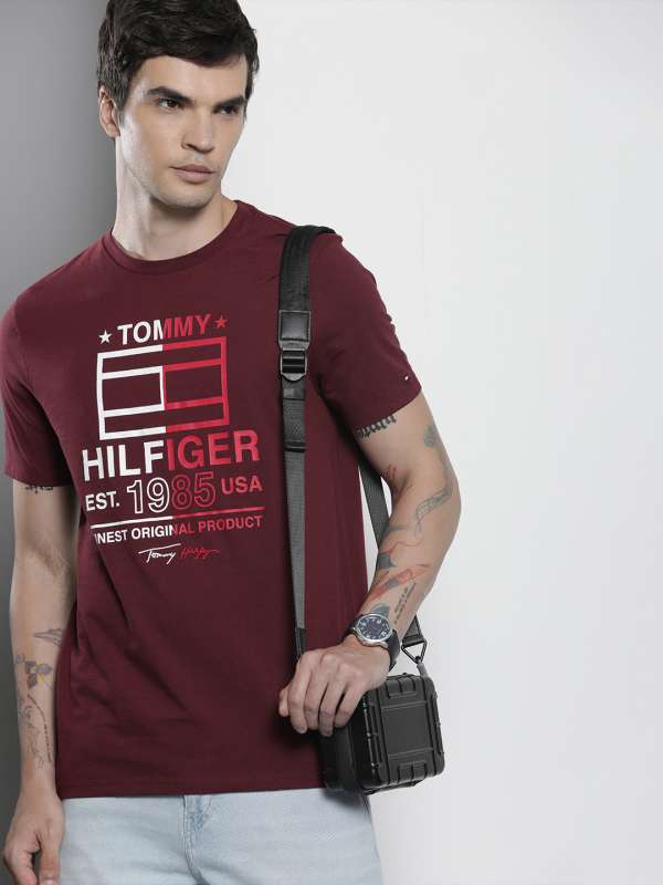 Tommy hilfiger burgundy sales t shirt