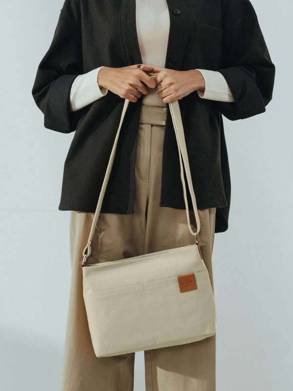 Dailyobjects bags 2025