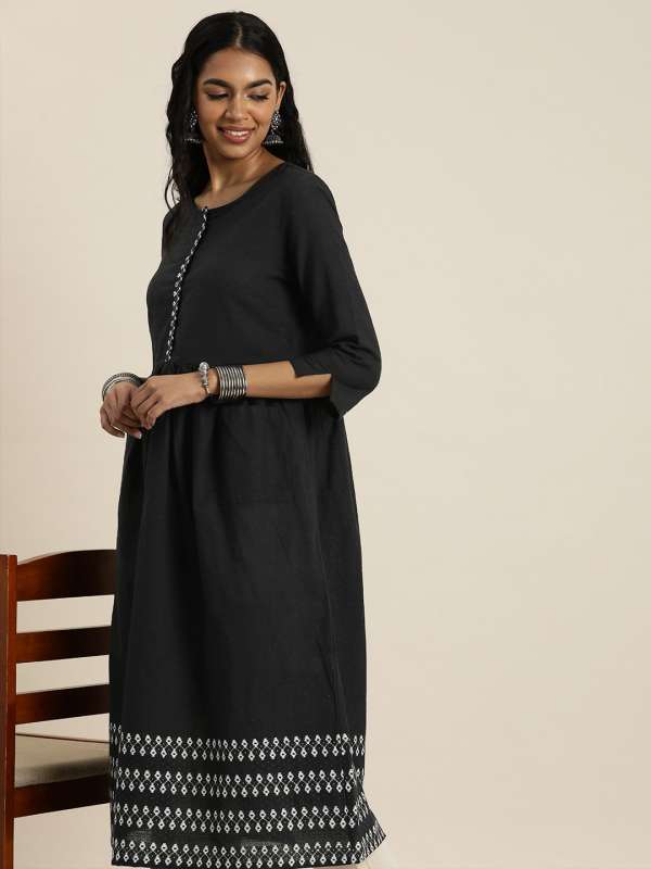 Black outlet kurti myntra