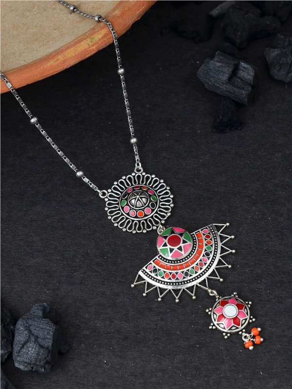 Voylla necklace on sale