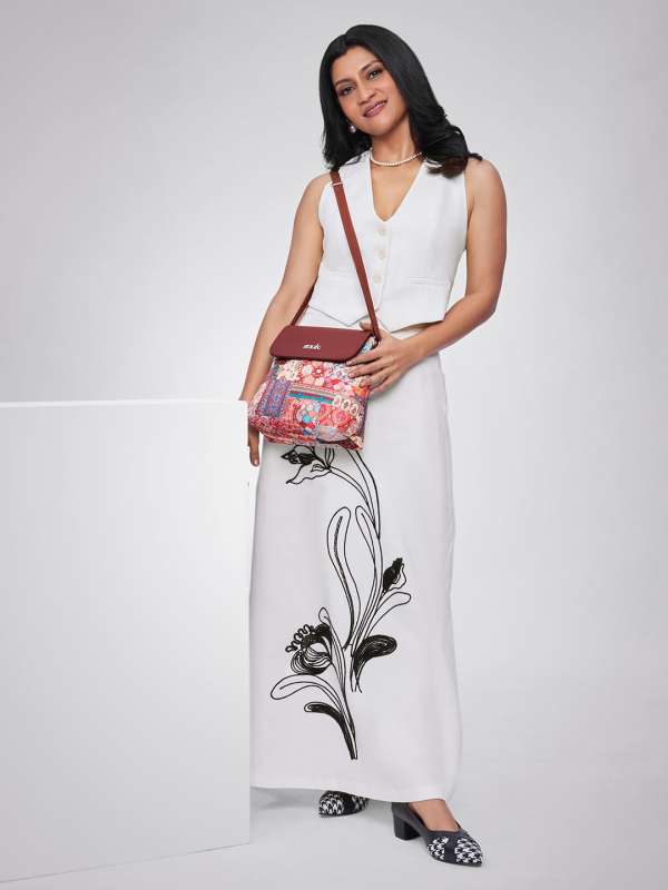 Ladies sling bags on myntra outlet