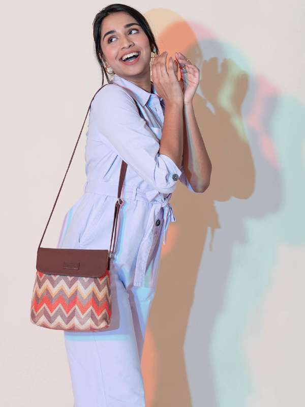 Myntra sling outlet bag sale
