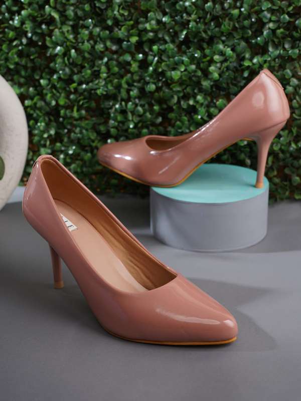 Peach pumps shoes 2025