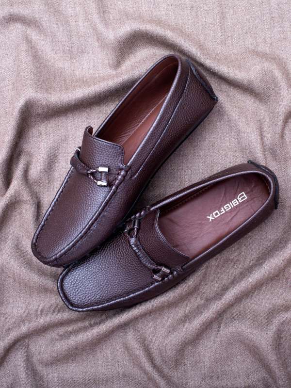 Big bazaar shoes top