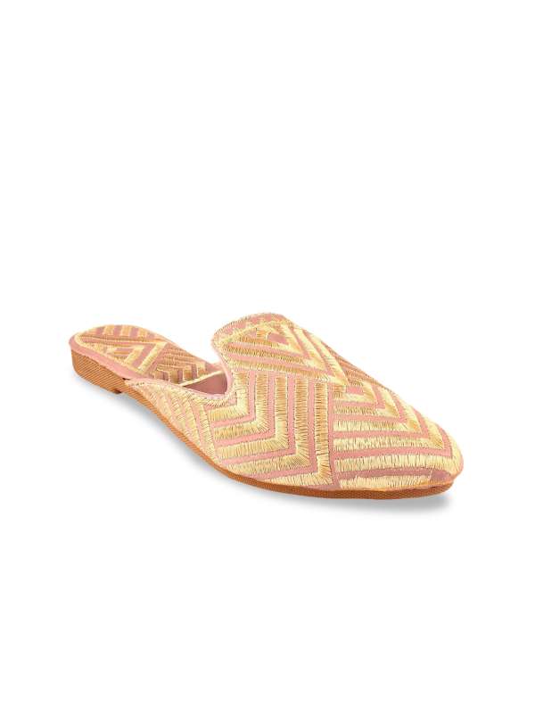 Ladies Shoes Under 300 Buy Ladies Shoes Under 300 online in India