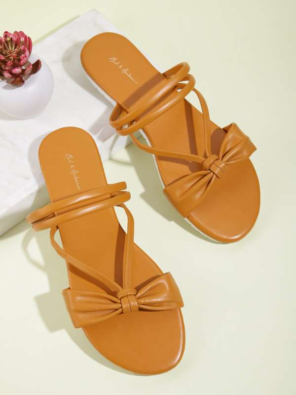 Flats Buy Womens Flats and Sandals Online in India Myntra