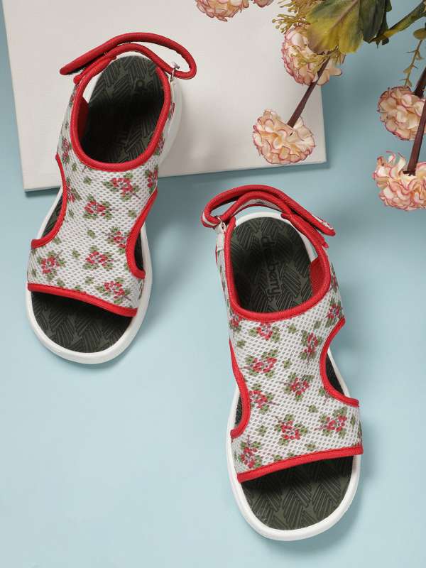 Lee Grain Sandals Caps Buy Lee Grain Sandals Caps online in India