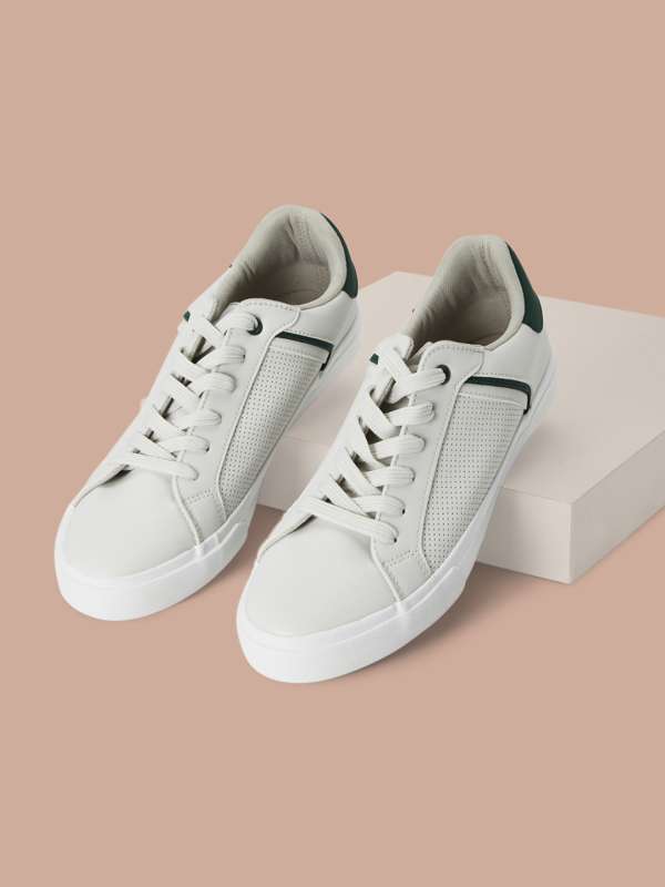 Pantaloons footwear online best sale