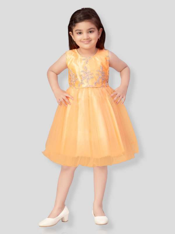 Daffodils frocks discount