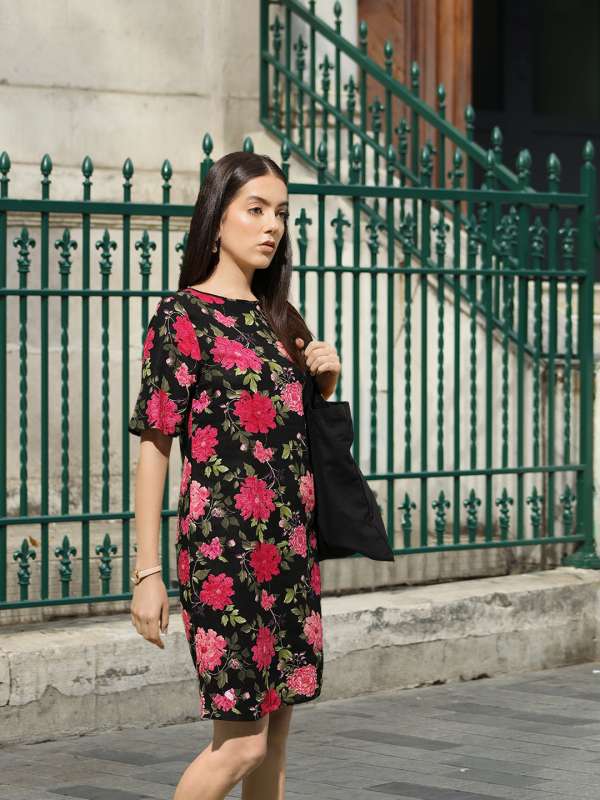 Marks Spencer Black White Floral Print A Line Dress 6664089.htm Buy Marks Spencer Black White Floral Print A Line Dress 6664089.htm online in India