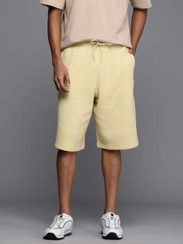 Nike beige new arrivals shorts