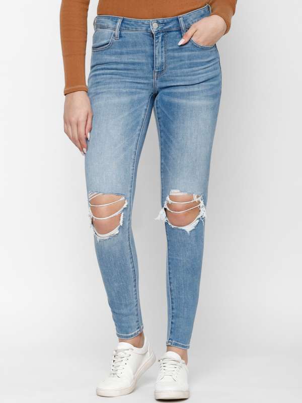 american eagle ripped jeans low rise