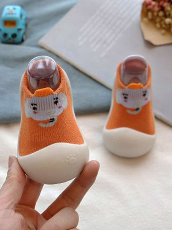 Boys shoes orange outlet