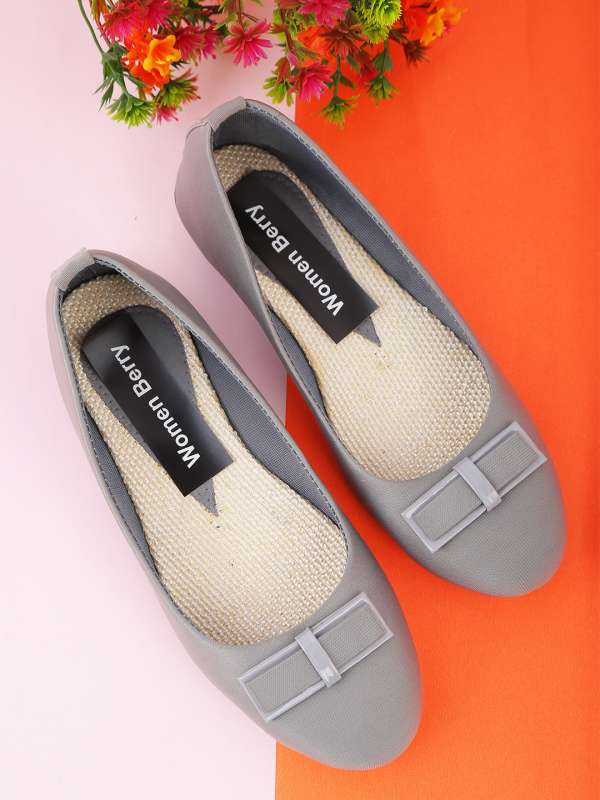 Berry flat shoes clearance