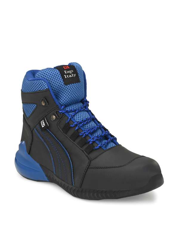 Sports boots online hot sale