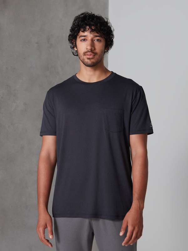 Gucci t shirt myntra hot sale