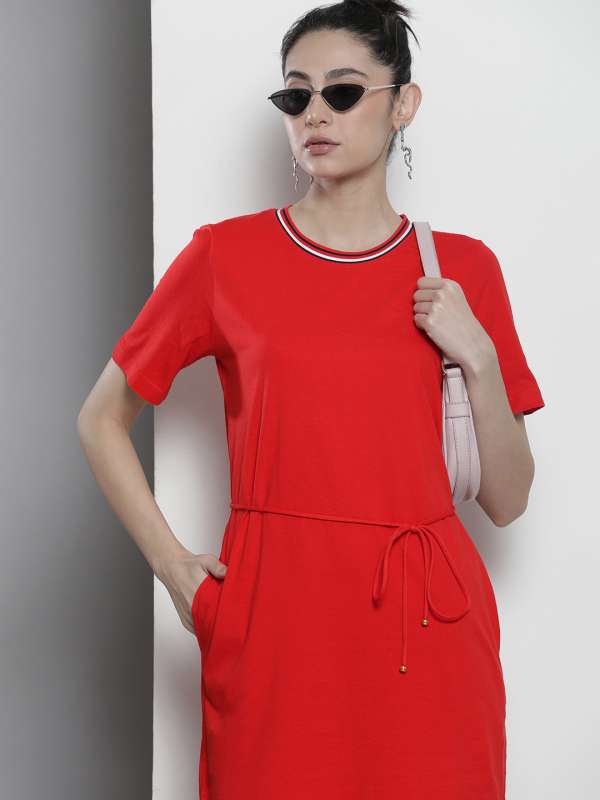 Vores firma Ikke vigtigt øjenvipper Tommy Hilfiger Red Dresses - Buy Tommy Hilfiger Red Dresses online in India