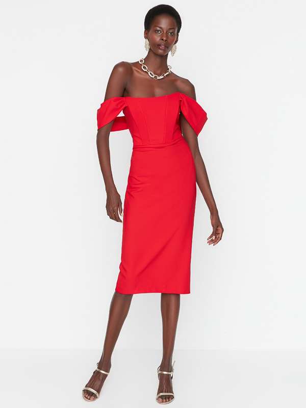 Off the shoulder on sale bodycon midi dress