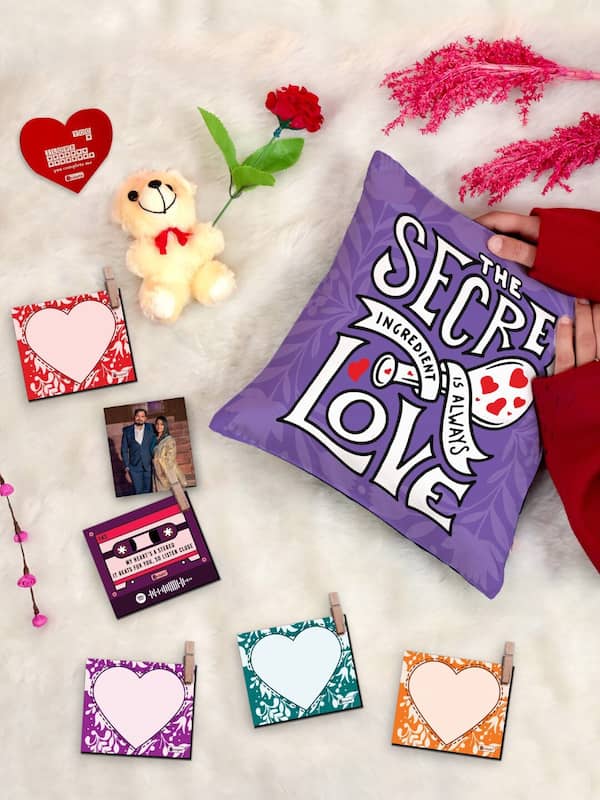20 Sweet His and Hers Gifts All Couples Need  Dodo Burd