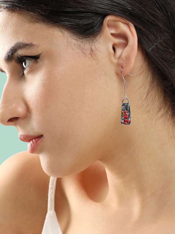 Party wear earrings online new arrivals