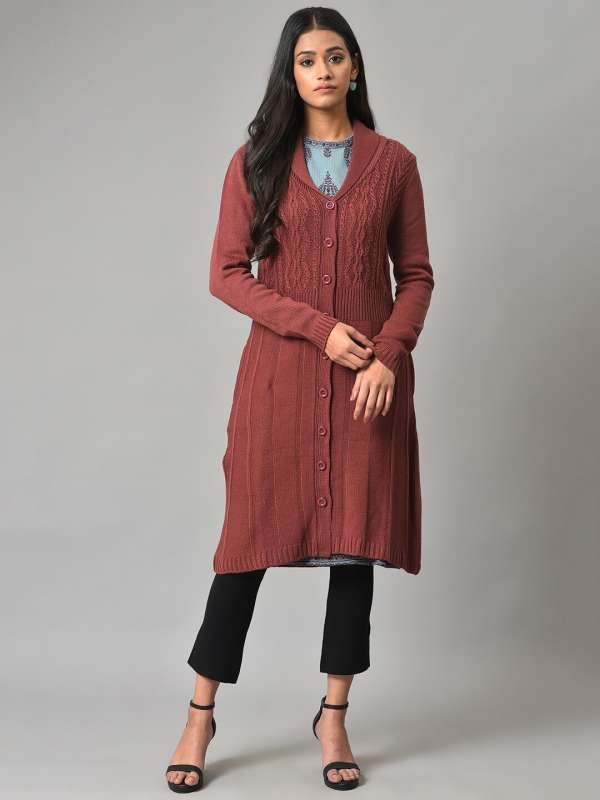 Sweater in saree sale