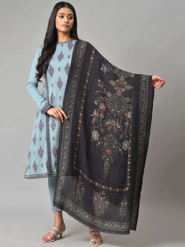 W top shawls online