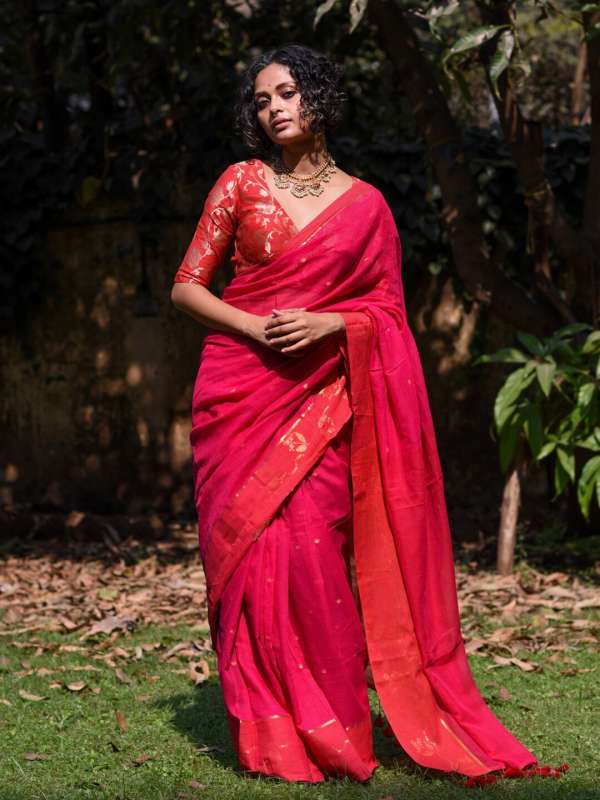 Red outlet saree myntra