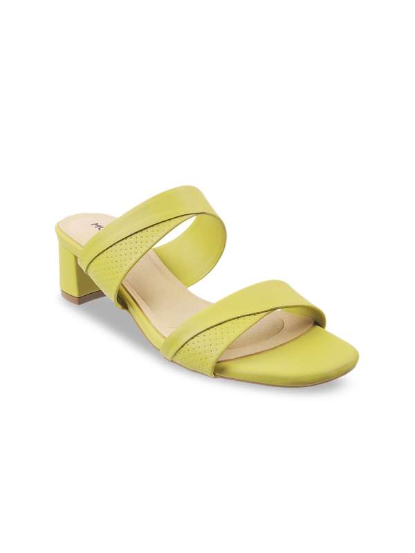 Light yellow 2024 sandals