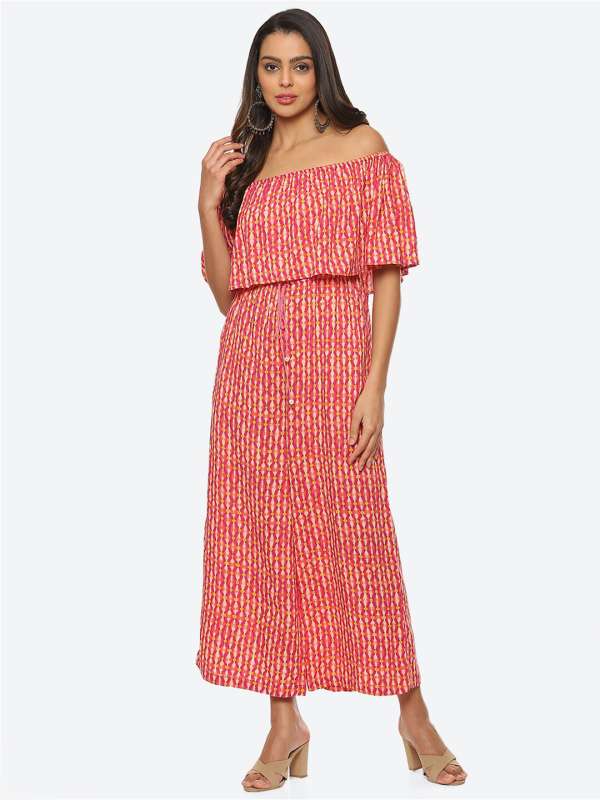 Off shoulder dress discount myntra