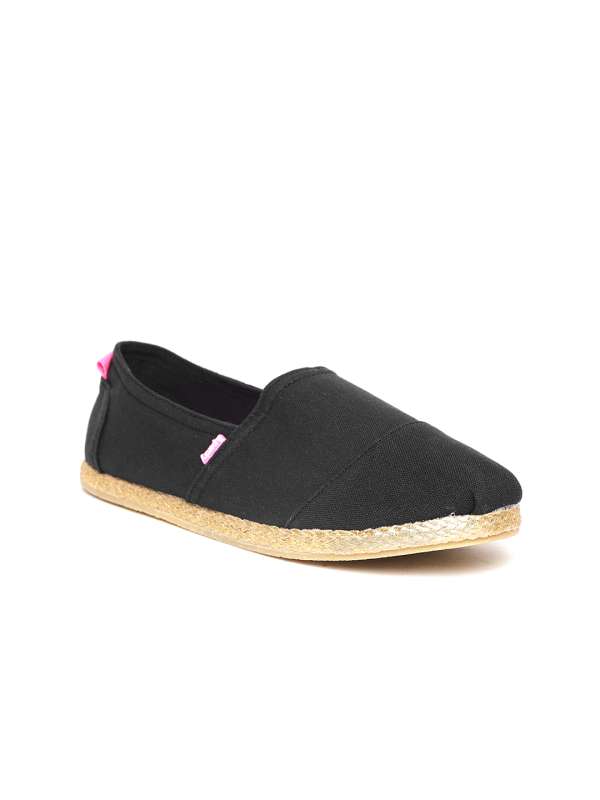 superdry slip on shoes