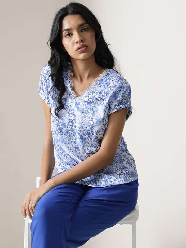 Thyoa blue floral print top
