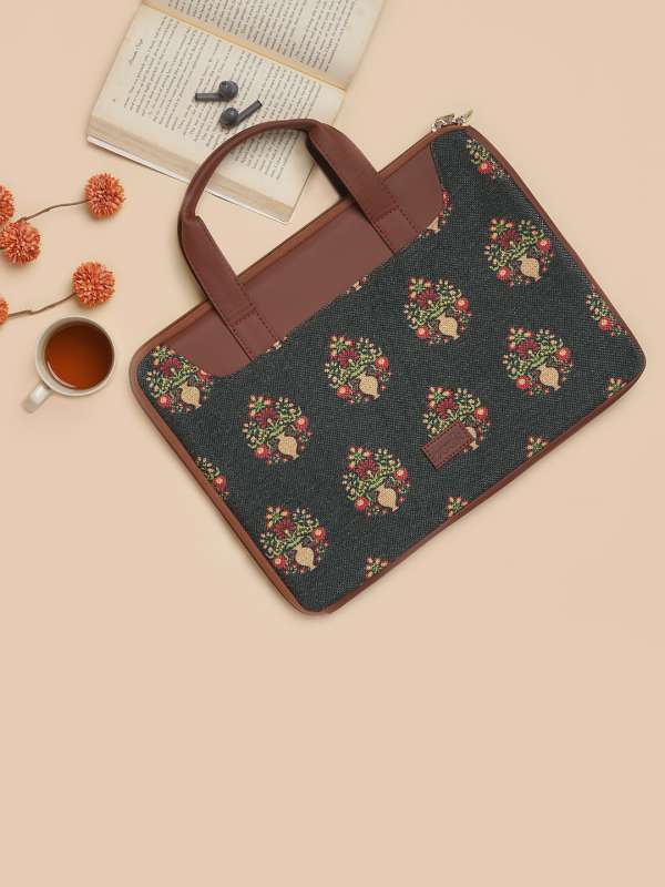Myntra laptop deals bags